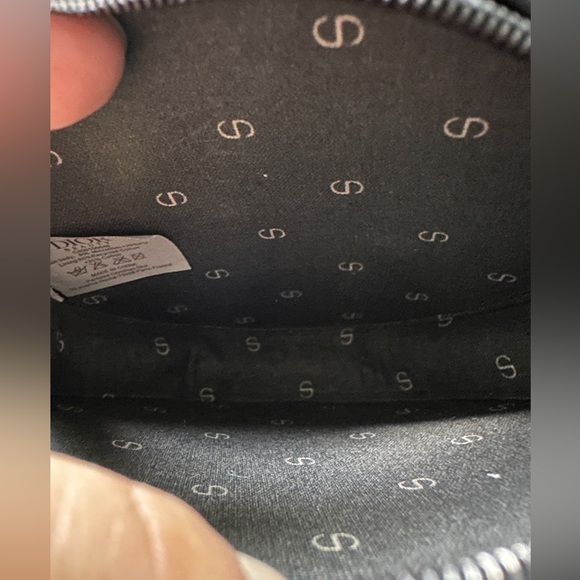 Dior Beauty Vanity Round Purse - Picture 5 of 10